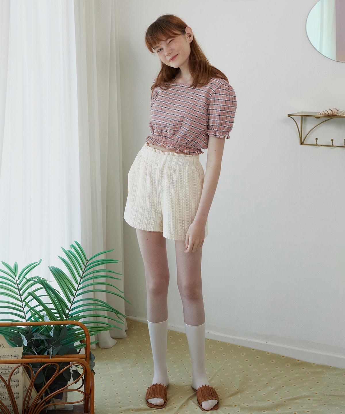 디어피어(DEAR,PEER) 네트 프릴 밴딩 쇼츠 크림