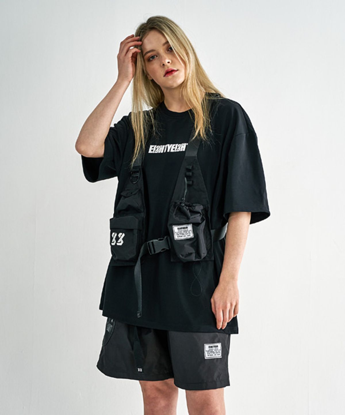 88리미티드(88LIMITED) BREATHBRIC T-shirt (BLACK)