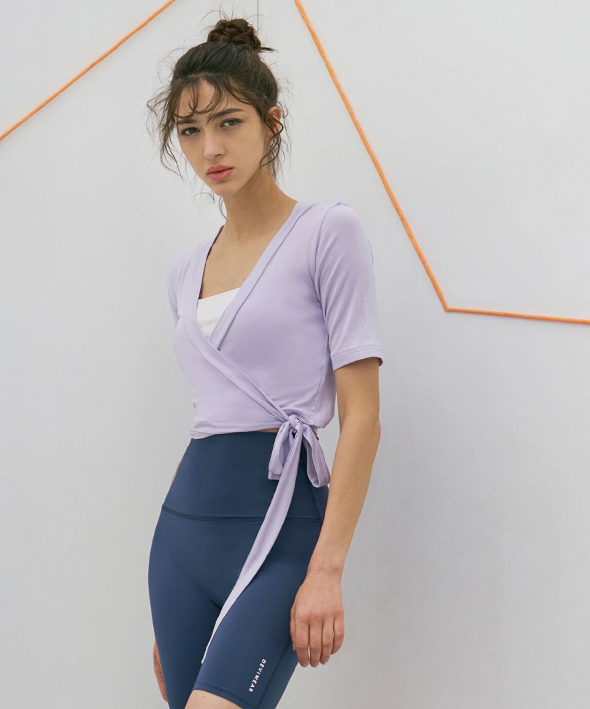 데비웨어(DEVIWEAR) 여성 요가복 DEVI-T0066-라벤더 필라테스 발레 스트랩 가디건 반팔티