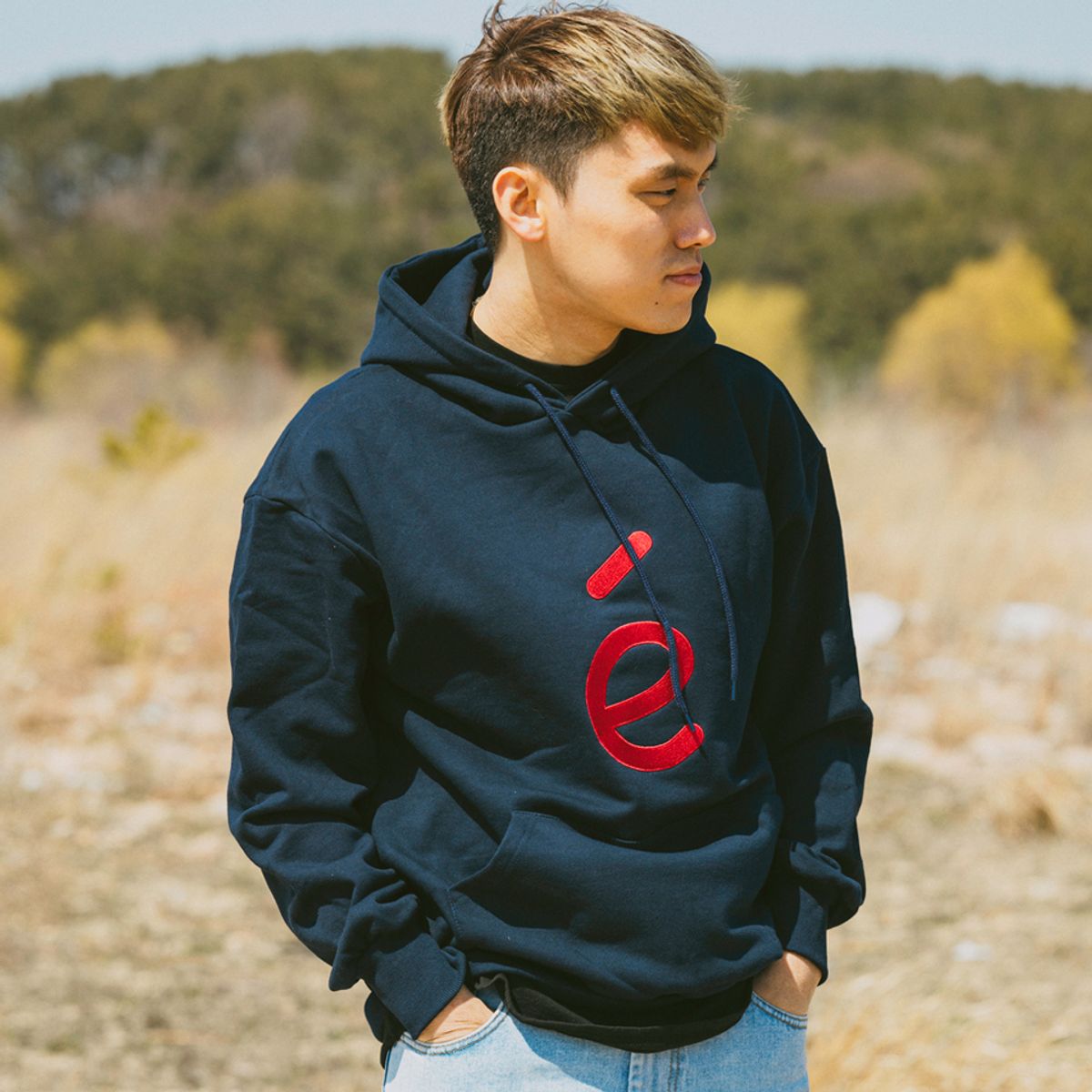 세울리앙(SEOULIEN) é logo hoodie [NAVY]