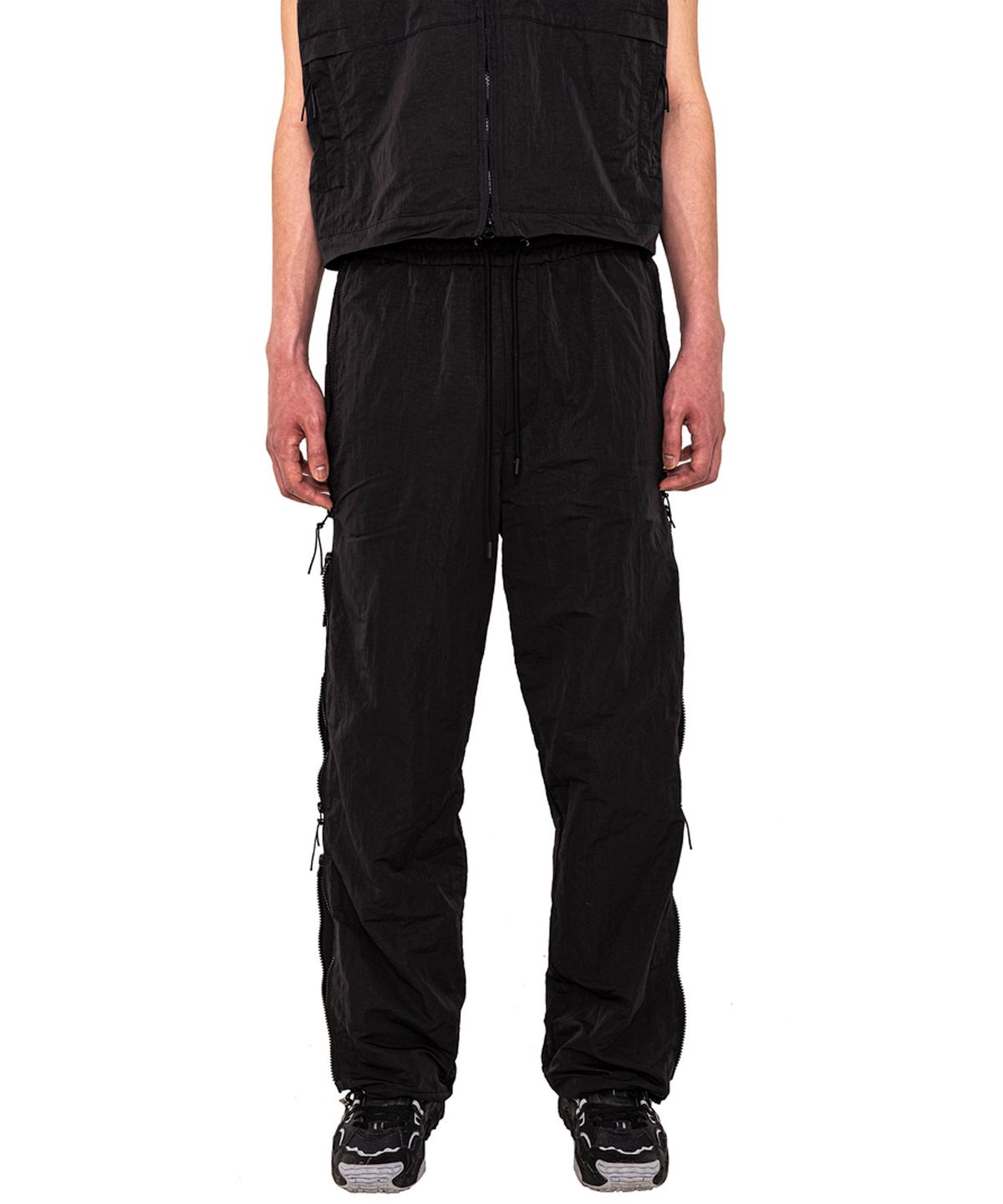 더 슬렌티드(THE SLANTED) ROCK PANTS [BLACK]
