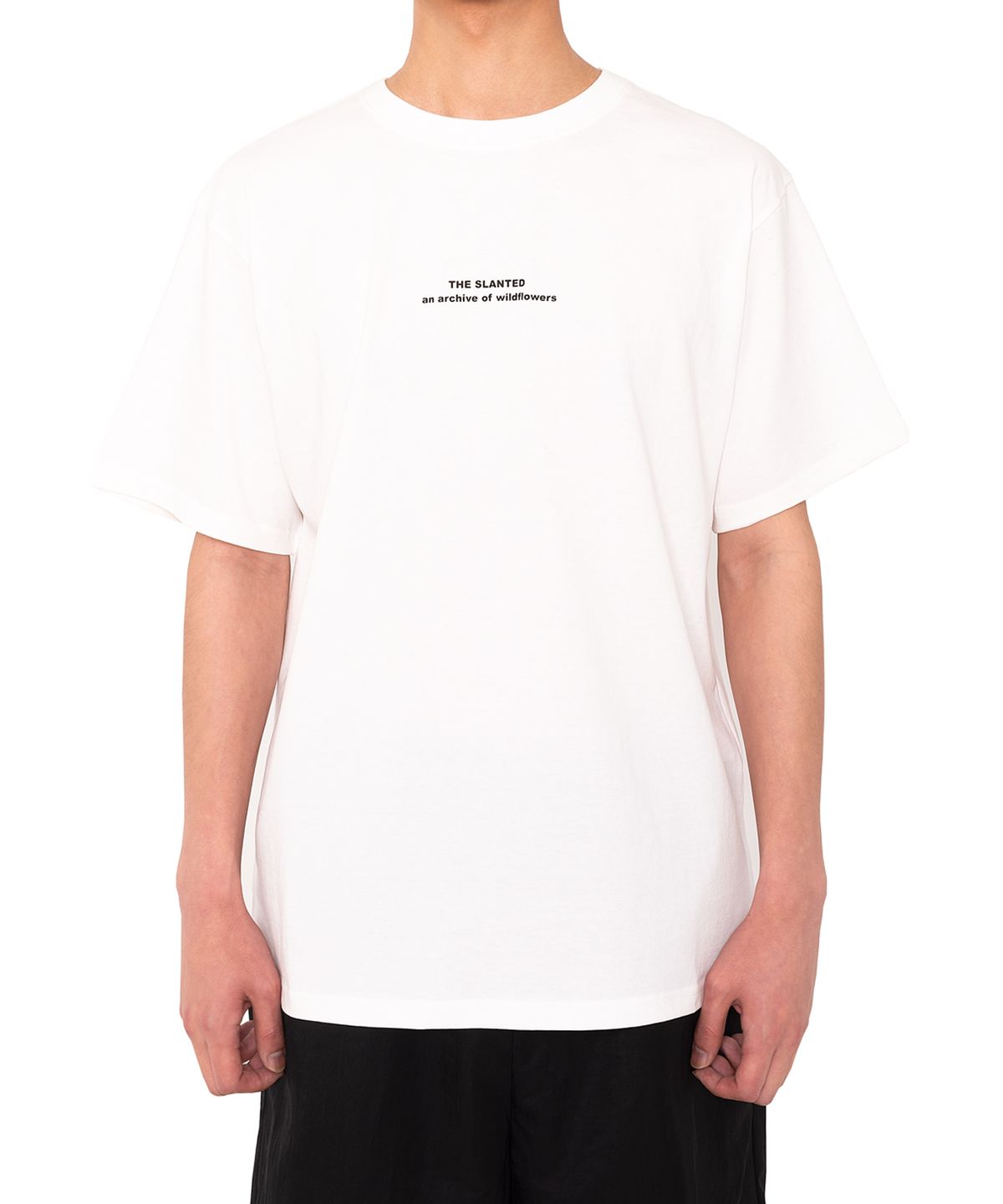 더 슬렌티드(THE SLANTED) WILD FLOWER TEE
