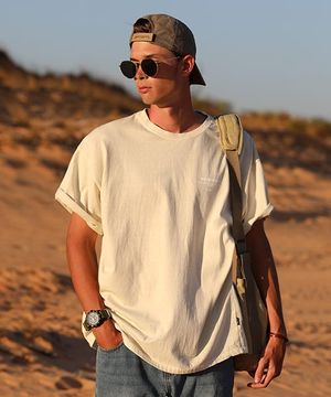 어드벤쳐 폰트 피그먼트 오버핏 반팔티셔츠 라이트베이지 FST705