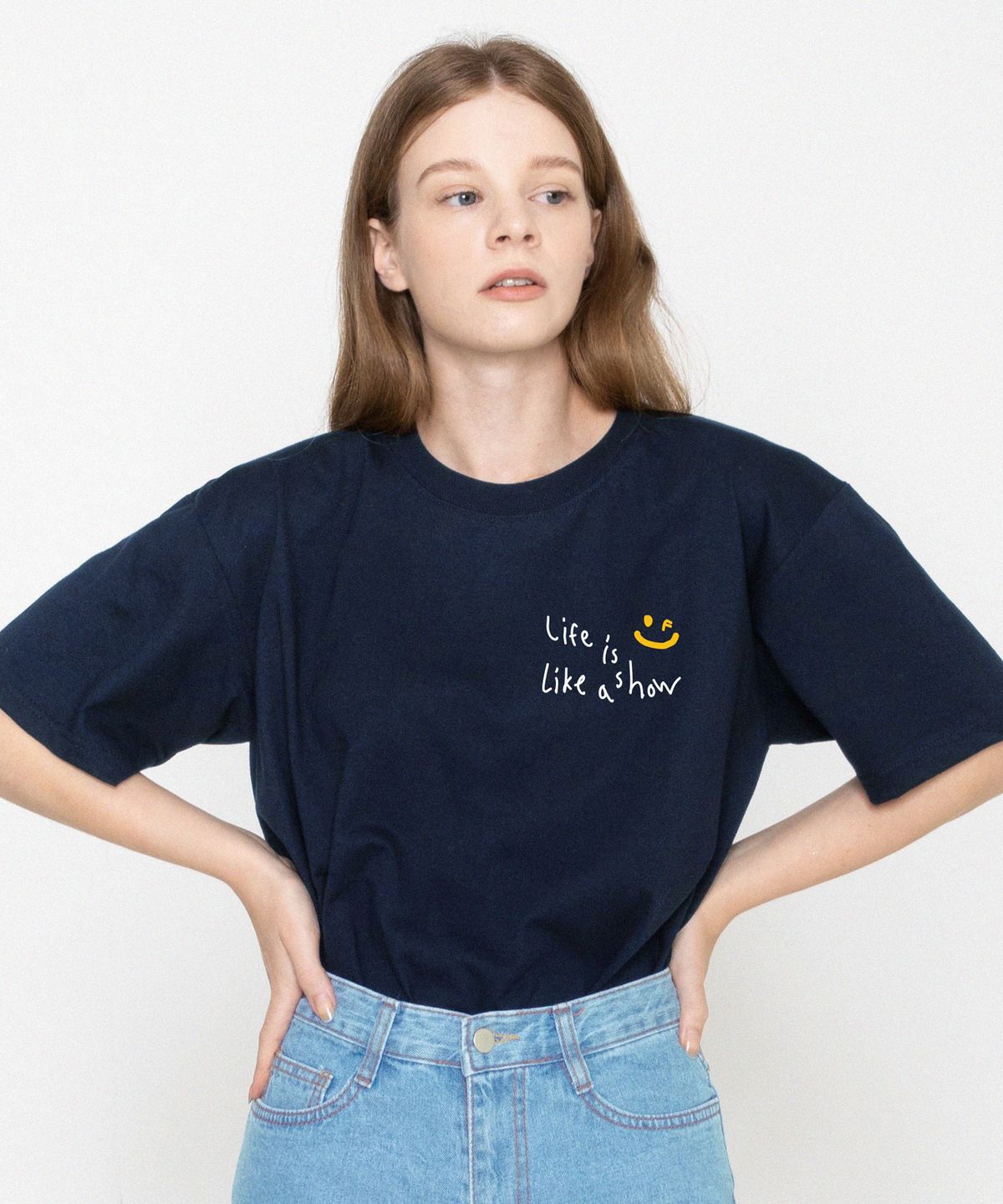 그레이버(GRAVER) [UNISEX]드로잉 스마일 라이프 로고 반팔티_네이비