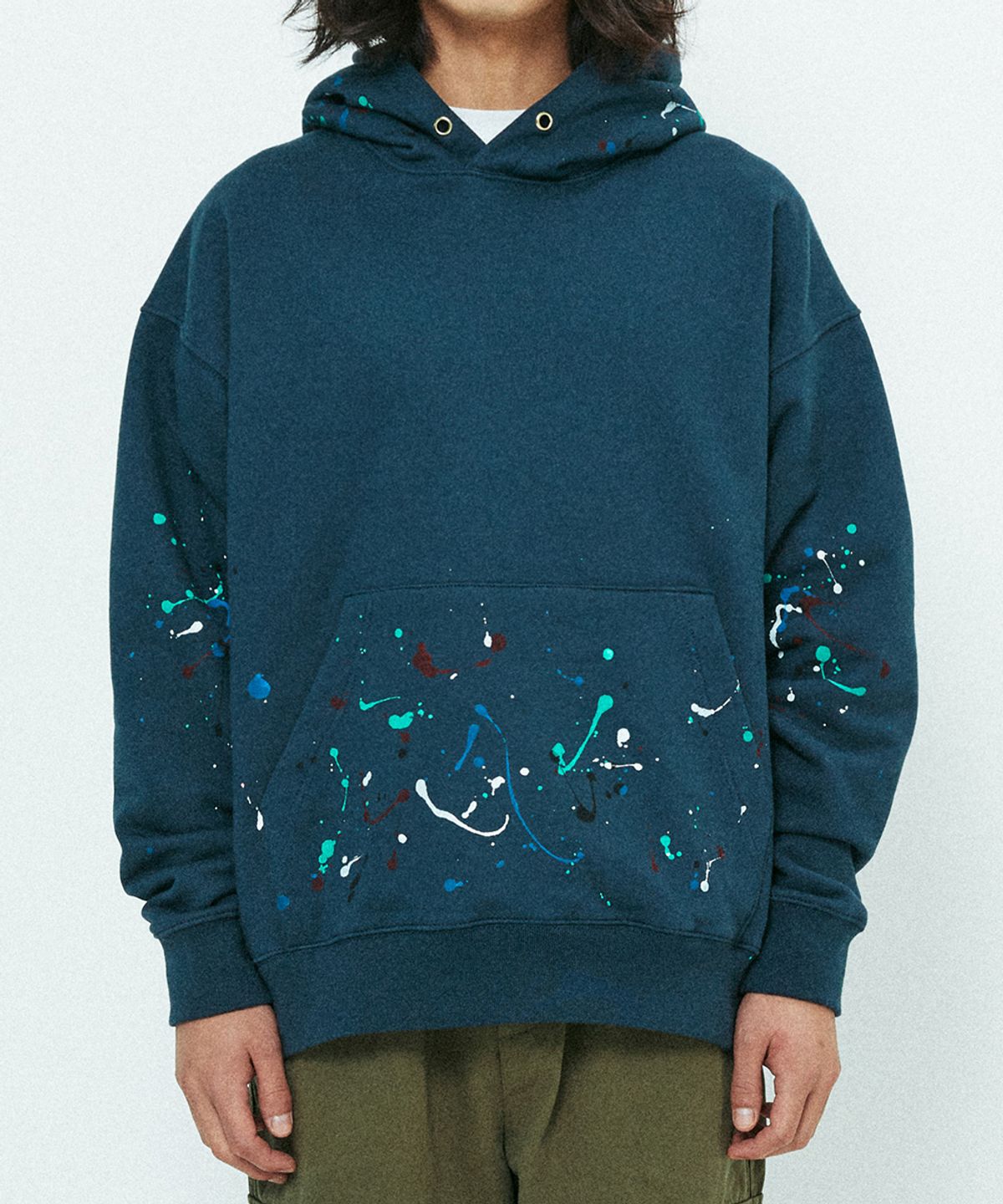 모아(MOAA) 페인팅 루즈핏 후디 (NAVY)