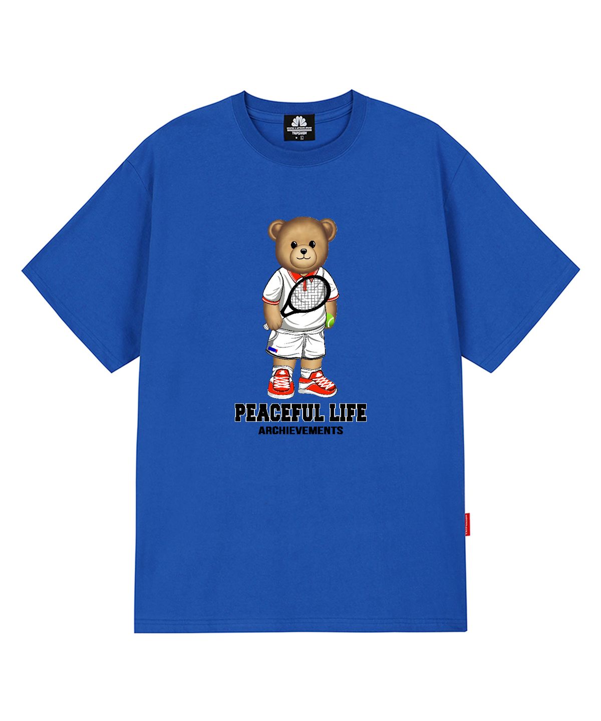 트립션(TRIPSHION) TENNIS STANDING BEAR 티셔츠 - 블루