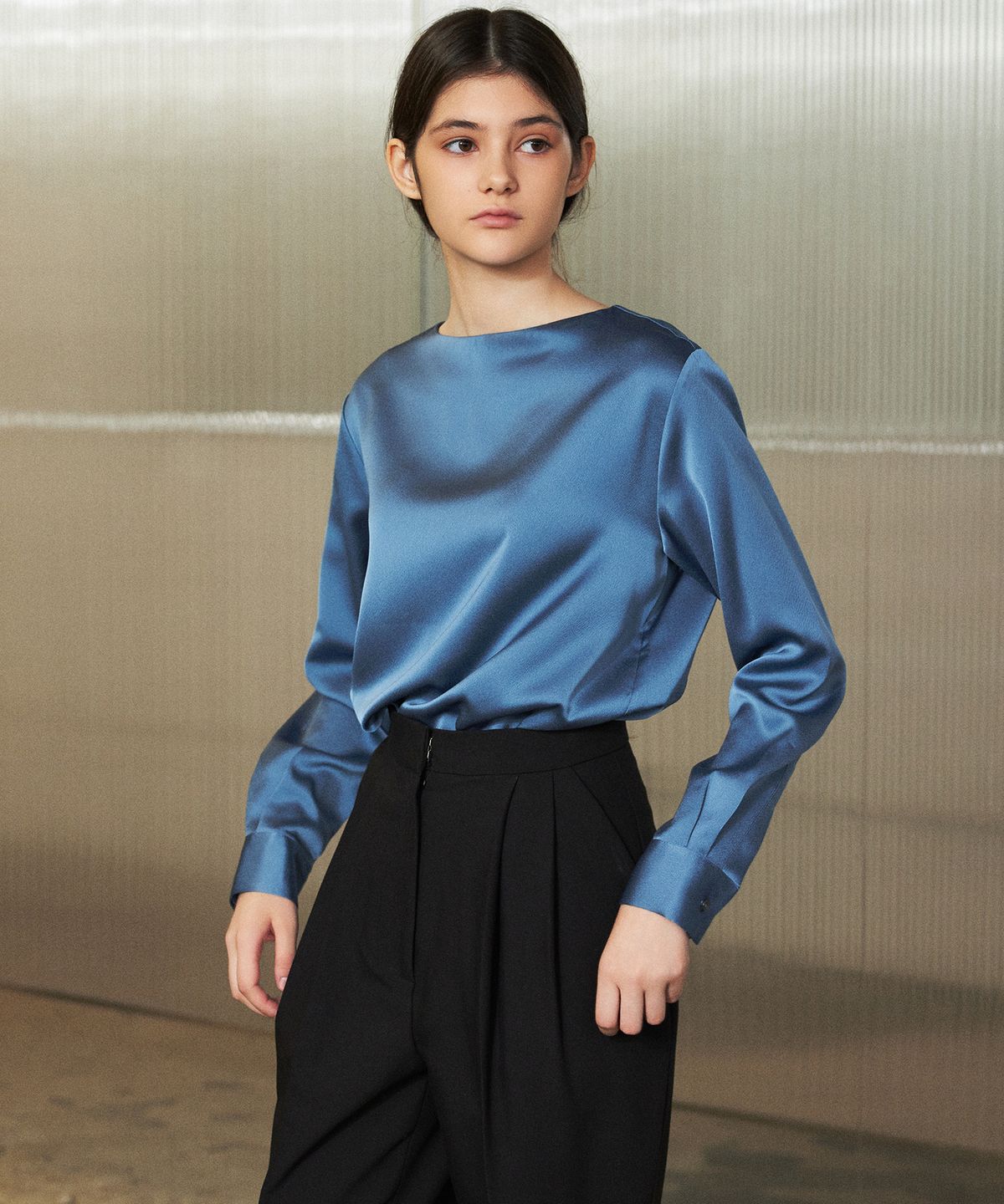 랭5(LANG5) [ELLEN] SATIN BLOUSE [엘렌] 새틴 블라우스