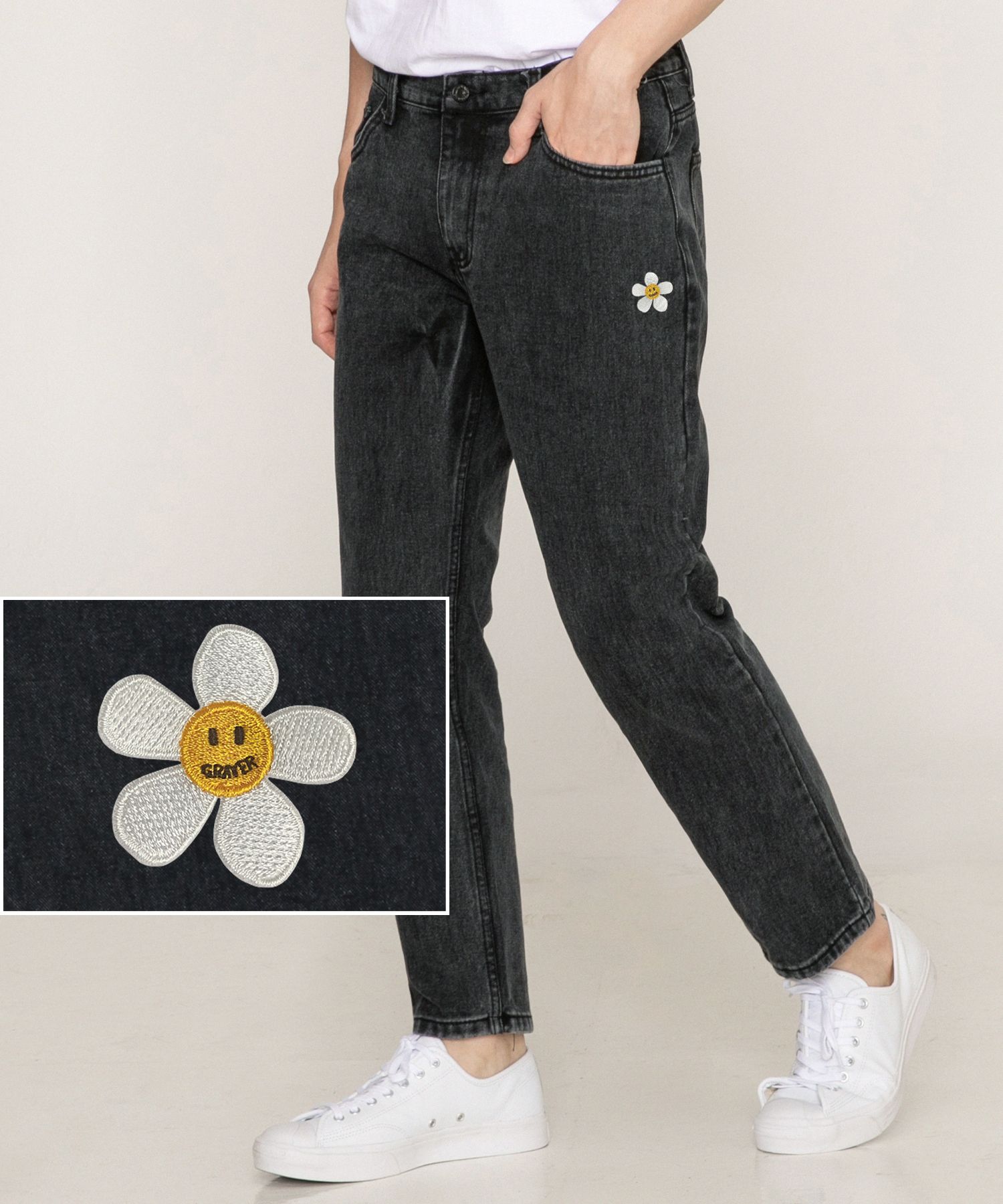 【GRAVER】21FW★ Upper flower smile slim tapered denim MUSINSA | GRAVER UPPER FLOWER SMILE WHITE CLIP SLIM TAPERED