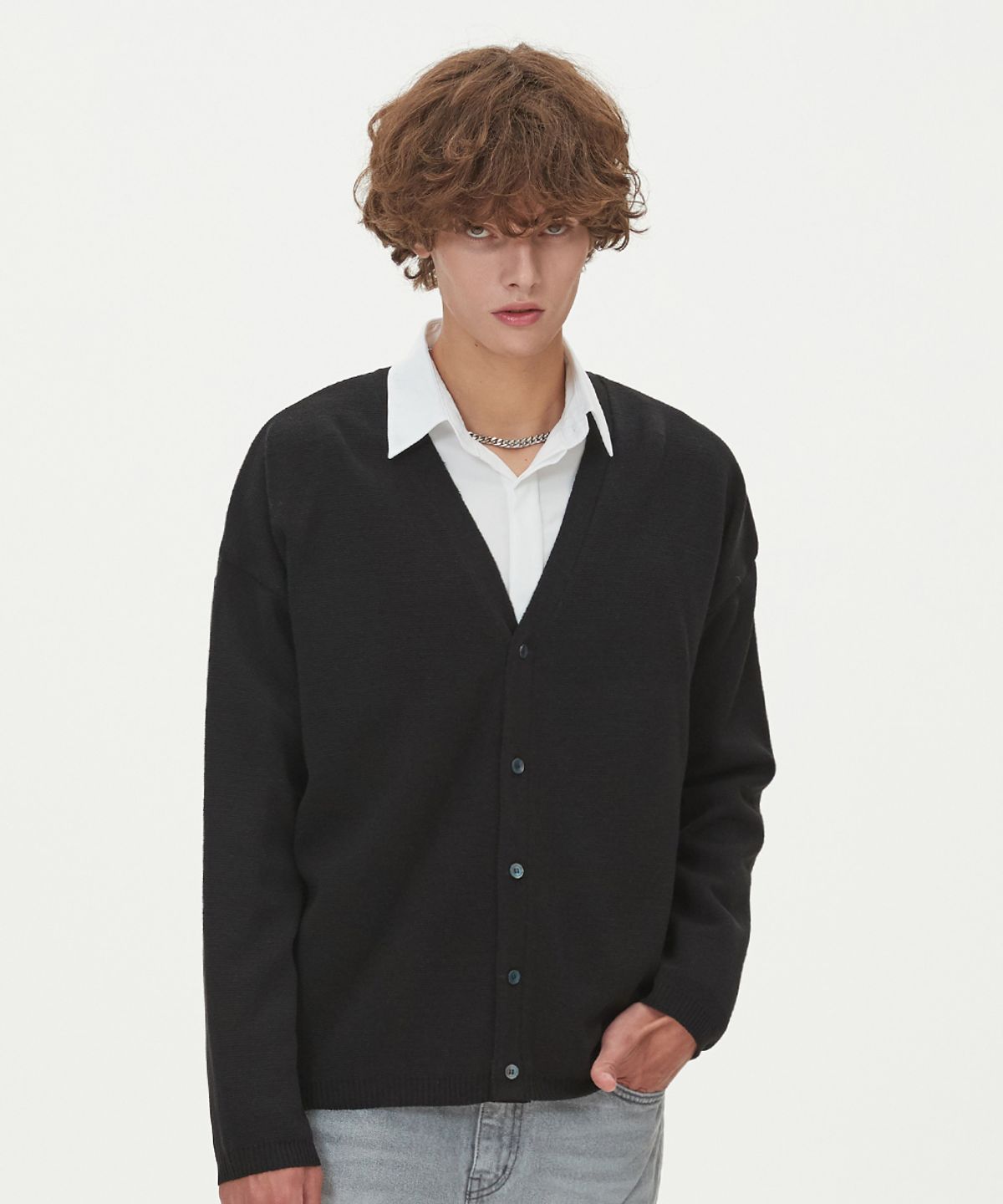 블론드나인(BLOND9) 에센셜 니트 가디건_블랙