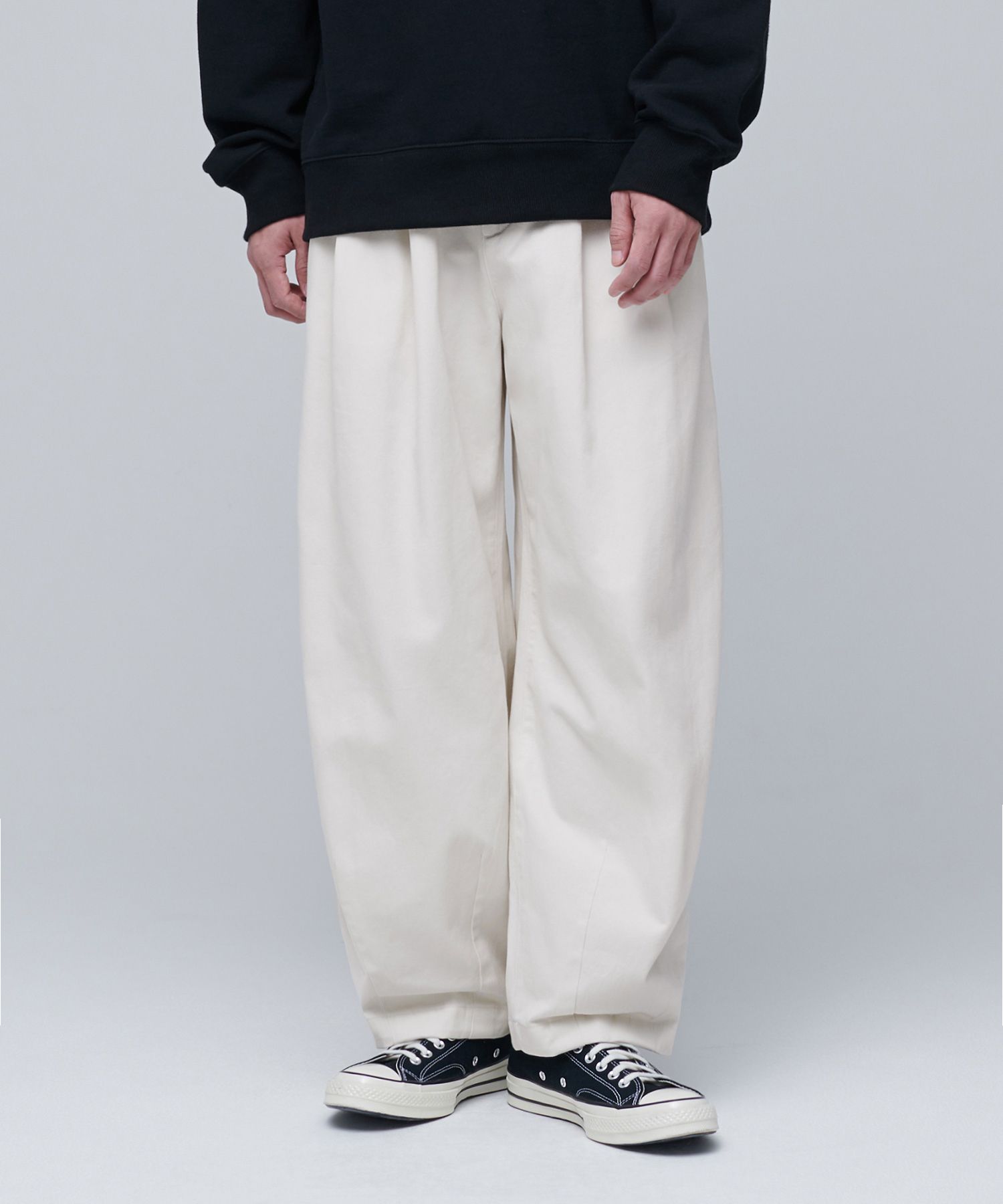 ★MUSINSA STANDARD★ Belted semi balloon denim pants cream M MUSINSA | MUSINSA STANDARD Twisted Semi Balloon Denim Pants