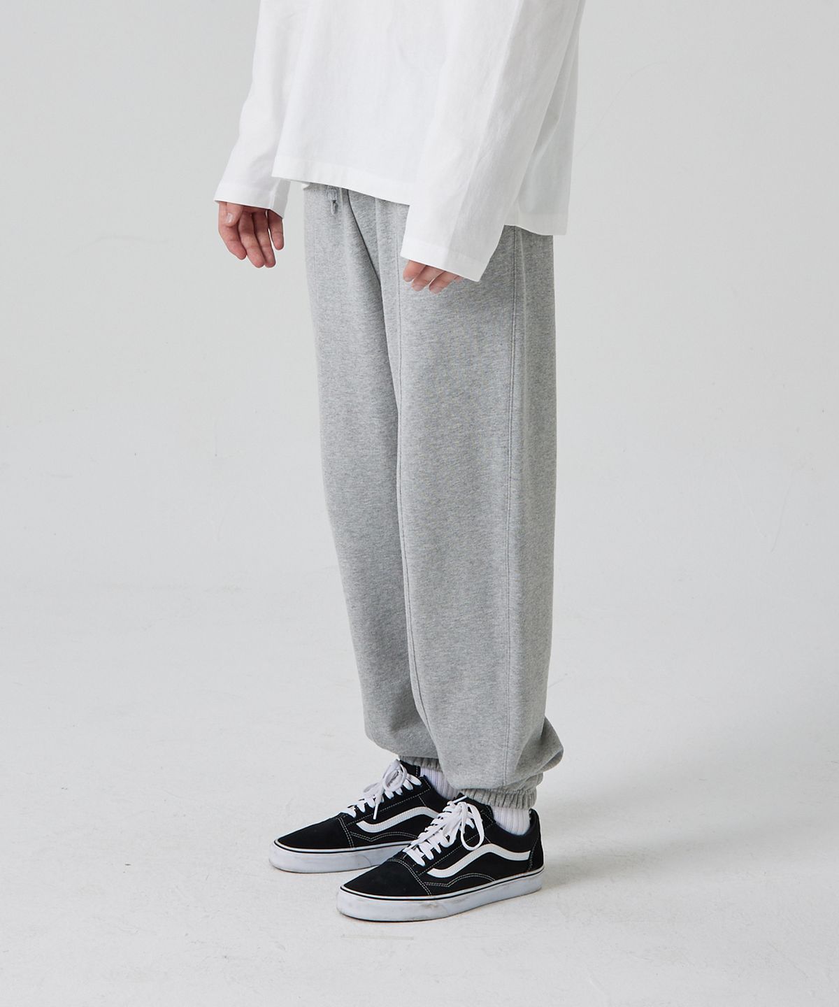 폴루션(POLLUTION) SEAM SWEATPANTS