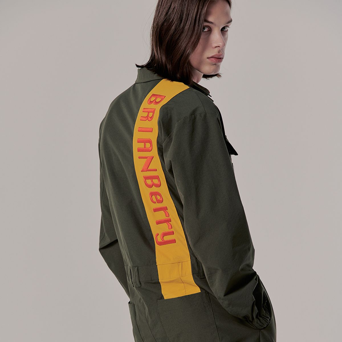 브라이언베리(BRIAN BERRY) MILLER JUMP SUIT_D/OLIVE