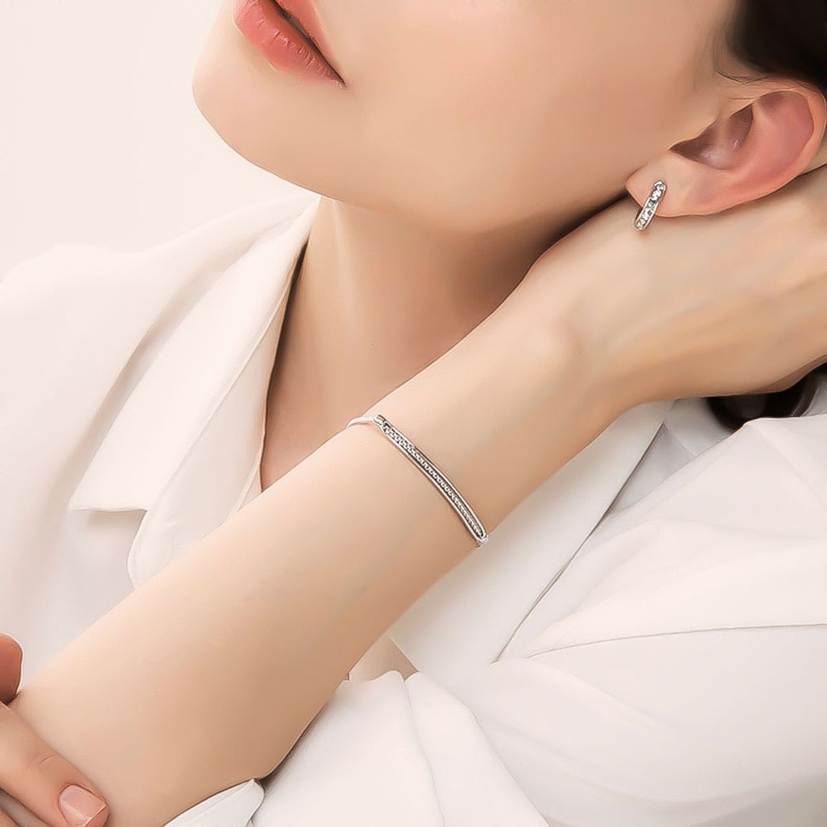 웨스트아일랜드(WESTISLAND) 스와로브스키 크리스탈 베니스 팔찌 SV_WI9141341