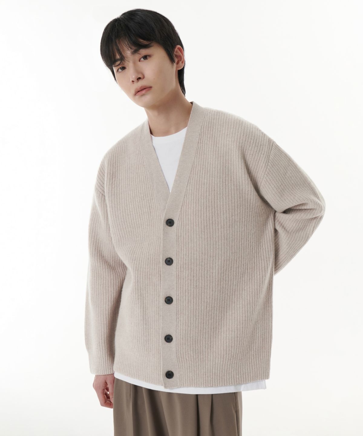 무신사 스탠다드(MUSINSA STANDARD) 램스울 오버사이즈 가디건 [머쉬룸]