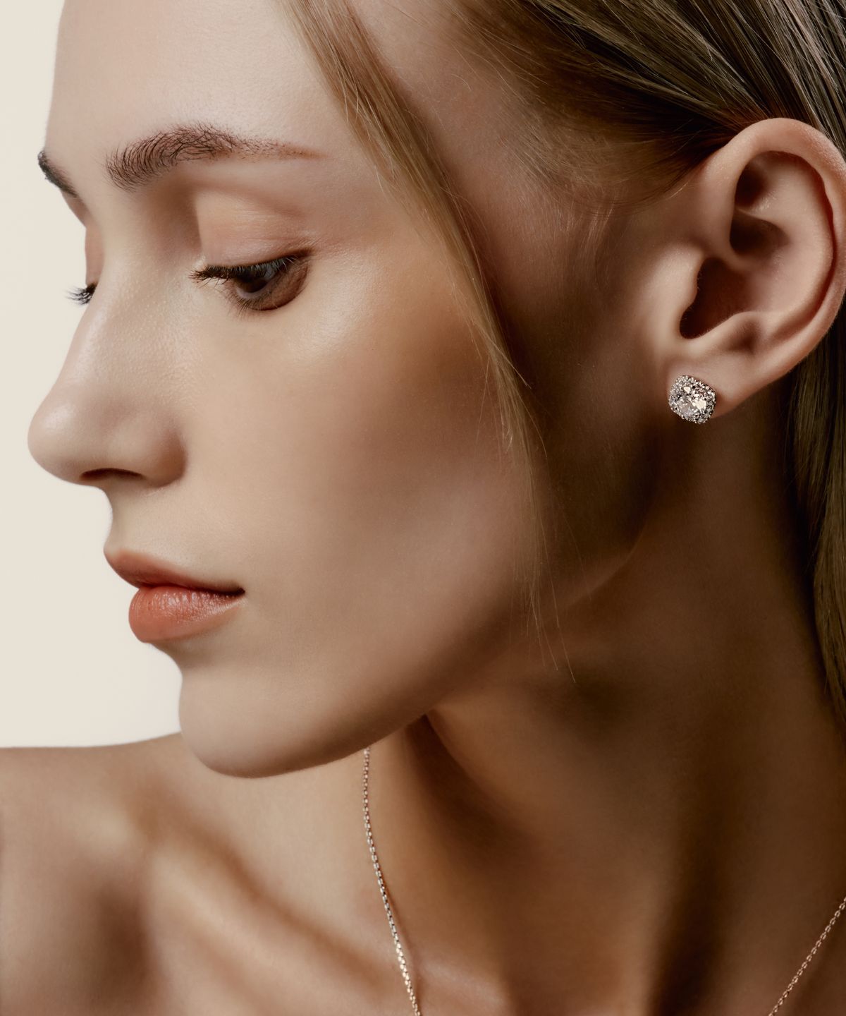 레인드랍 쥬얼리(RAINDROP JEWELRY) 레인드랍 헤일로 셋 솔리테어 스터드 귀걸이
