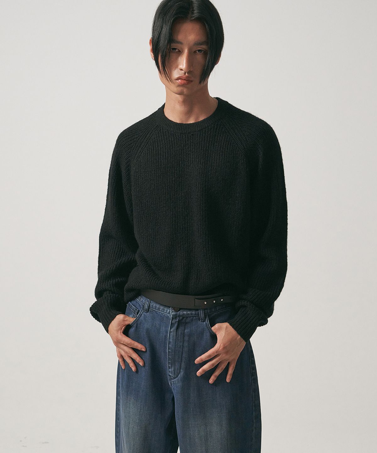 노이어(NOIRER) 키드모헤어 오버핏 스웨터 (블랙)
