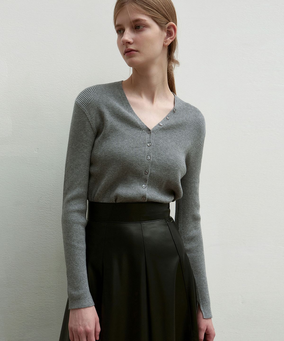 닉앤니콜(NICK&NICOLE) BUTTON SLIM KNIT CARDIGAN_GRAY