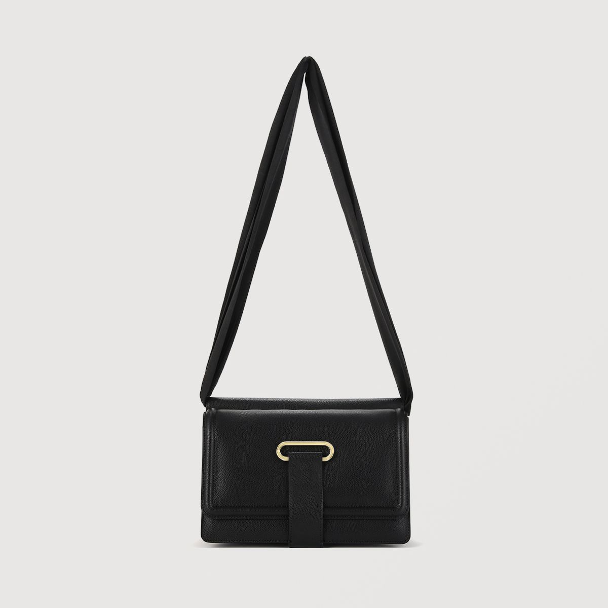 코드그린(CODE GREEN) Scarf Strap Nest Bag (Black)