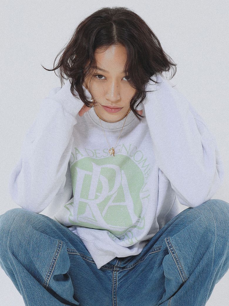ROUND LOGO CREWNECK SWEATSHIRT HEATHER GRAY