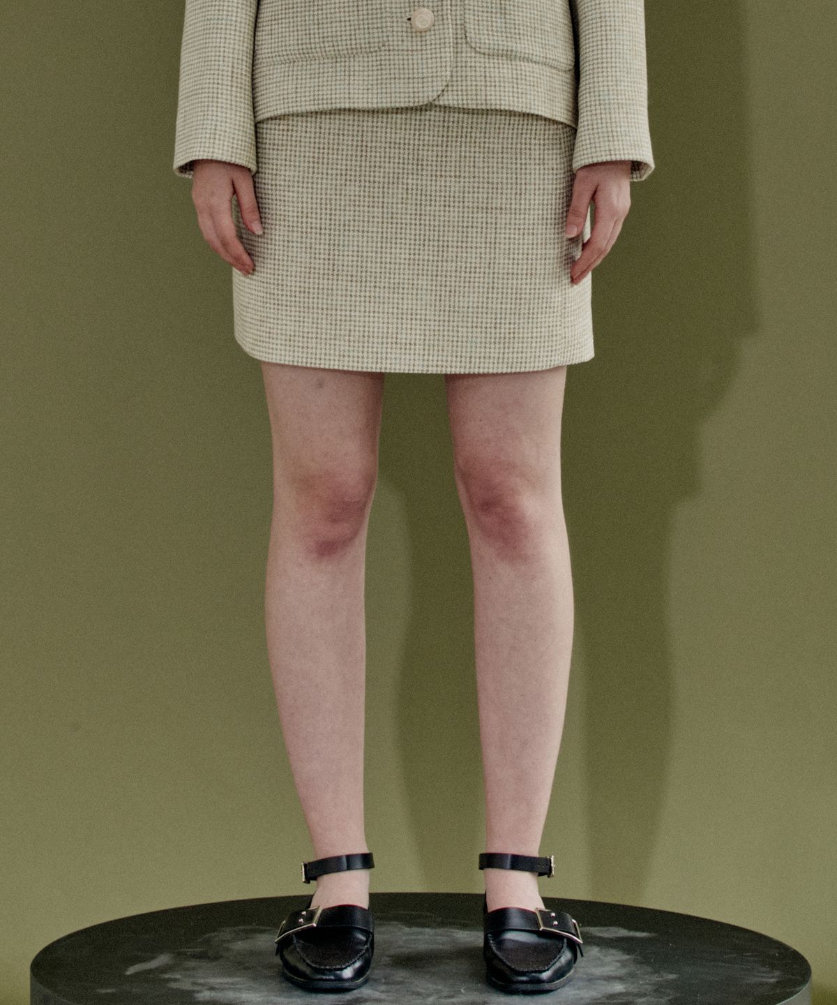 엔오르 스튜디오(ENOR STUDIO) TWEED MINI SKIRT - IVORY