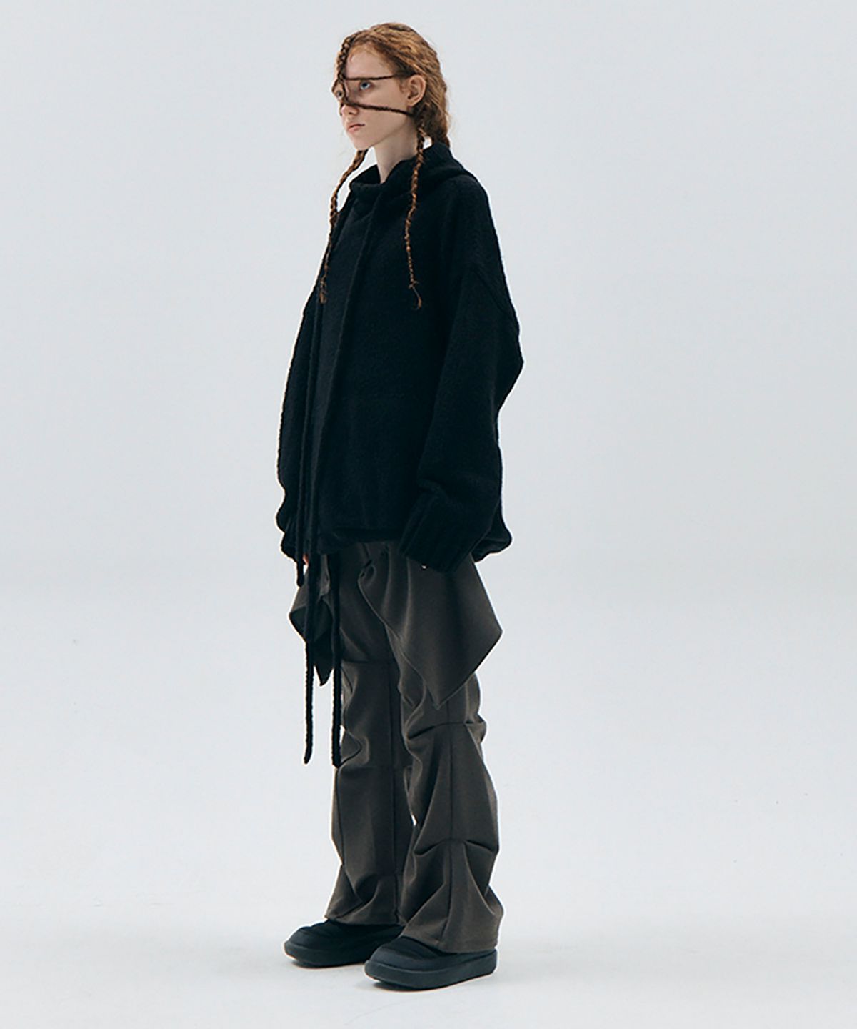 오호스(OJOS) Wrap over Tuck Pants / Khaki