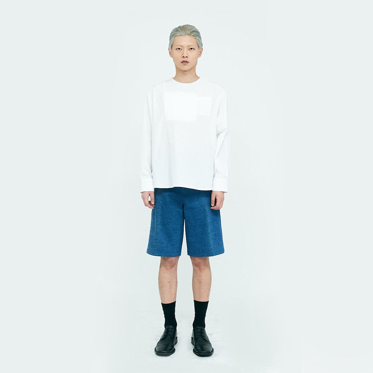 로익(LOIC) 에센셜 하프 데님팬츠