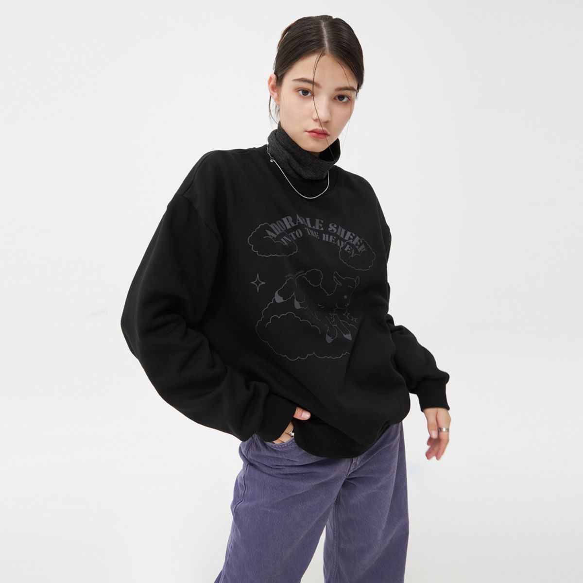 앤커버(NCOVER) ADORABLE SHEEP SWEATSHIRT-BLACK