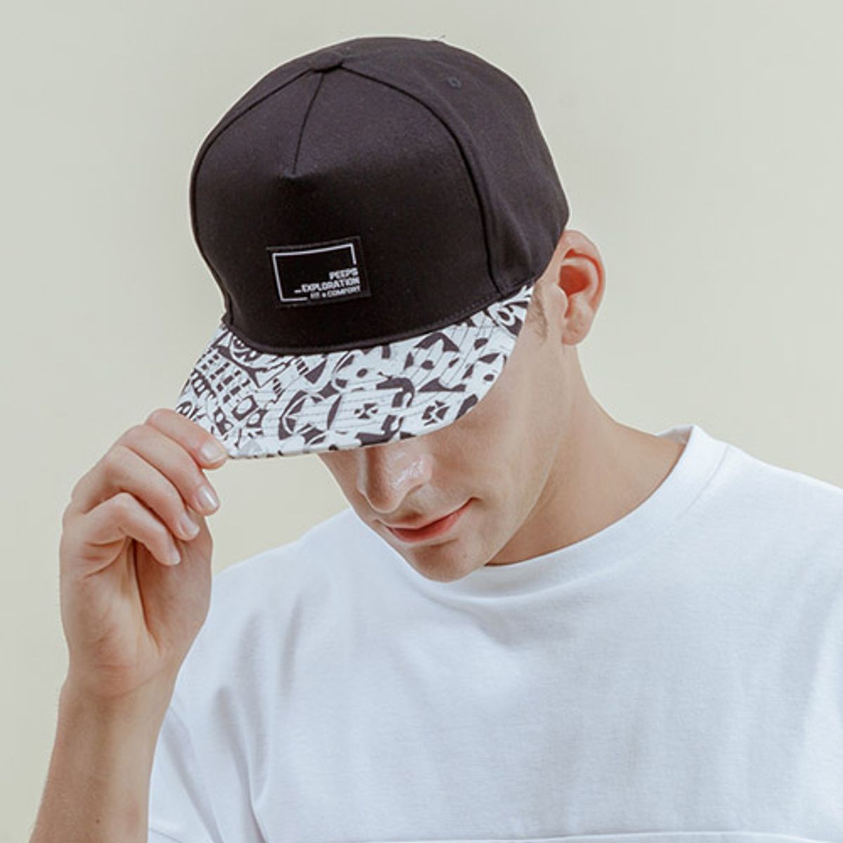 핍스(PEEPS) neo crazy pattern snapback(black_gray)