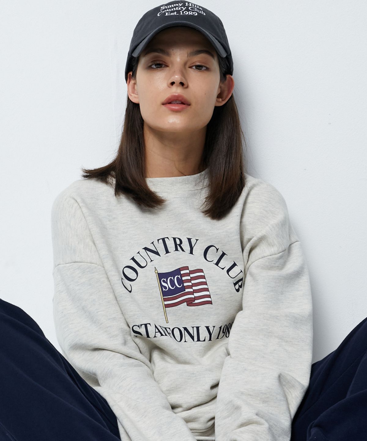 스텝온리(STAFFONLY) CLUB 1989 SWEATSHIRTS (MALANGE IVORY)