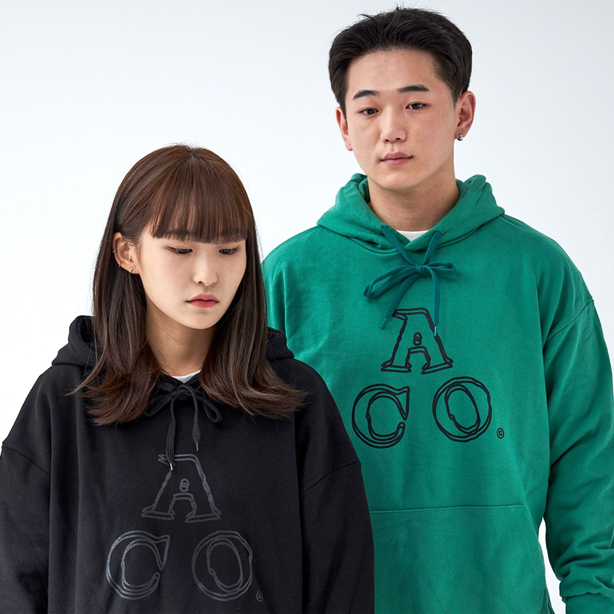 어퍼스트로피 콤마(APOSTROPHE COMMA) ACO 로고 후디 (그린/블랙)