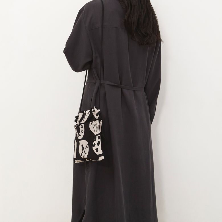 ami black mini bucket bag