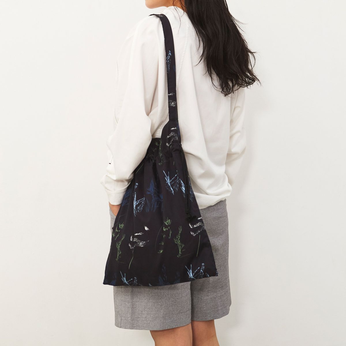 티티에이에이(TTAA) seonglib x textilearea string bucket bag