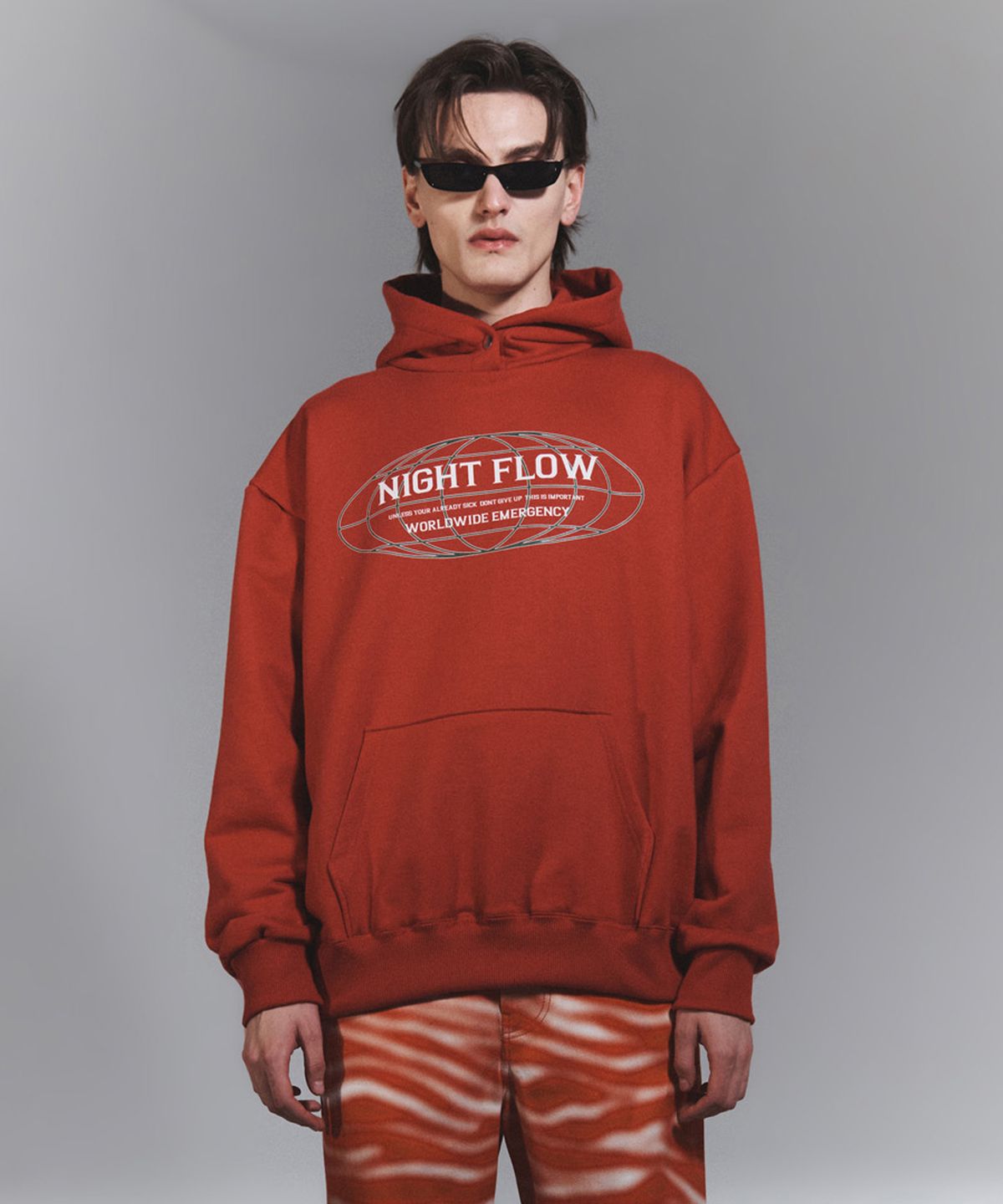 나이트플로우(NIGHT FLOW) Worldwide Emergency Backbone Dna Hoodie (RED)