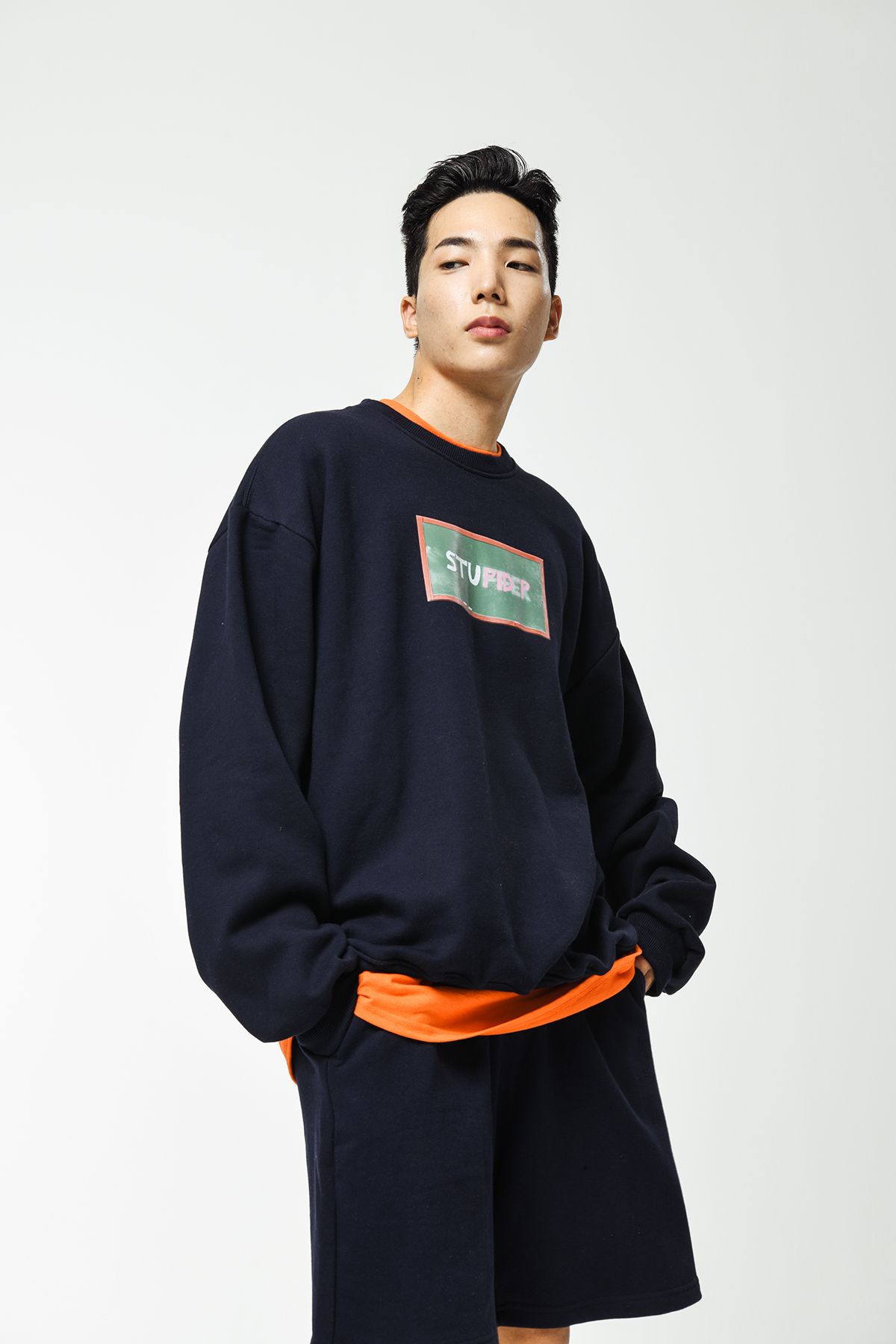 스터퍼(STUFFER) blackboard Sweatshirts