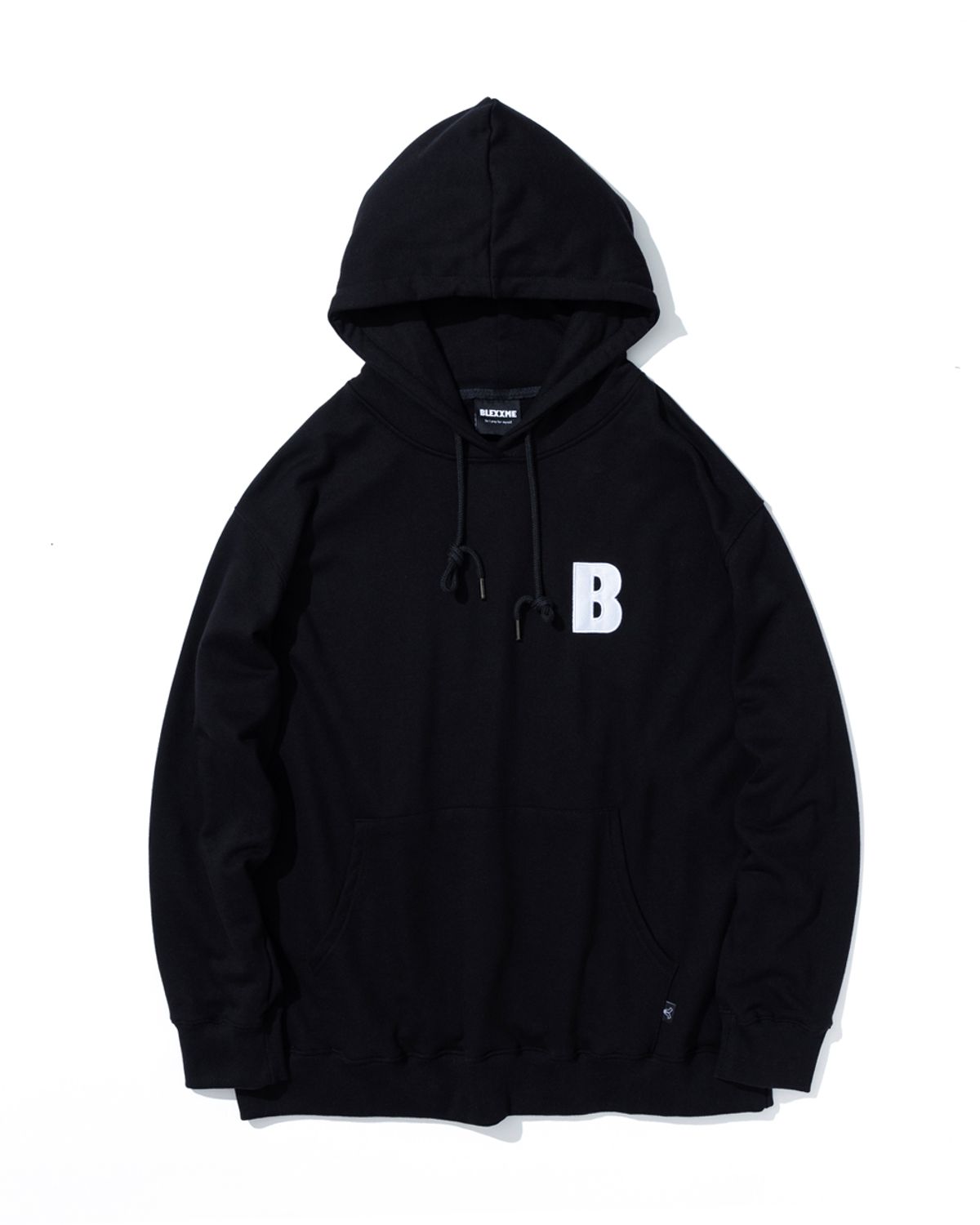 블랙스미(BLEXXME) B LOGO PATCH OVERSIZE FIT HOOD T-SHIRT BLACK