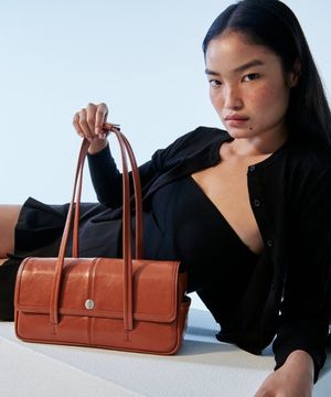 미뇽 바게트백 브라운