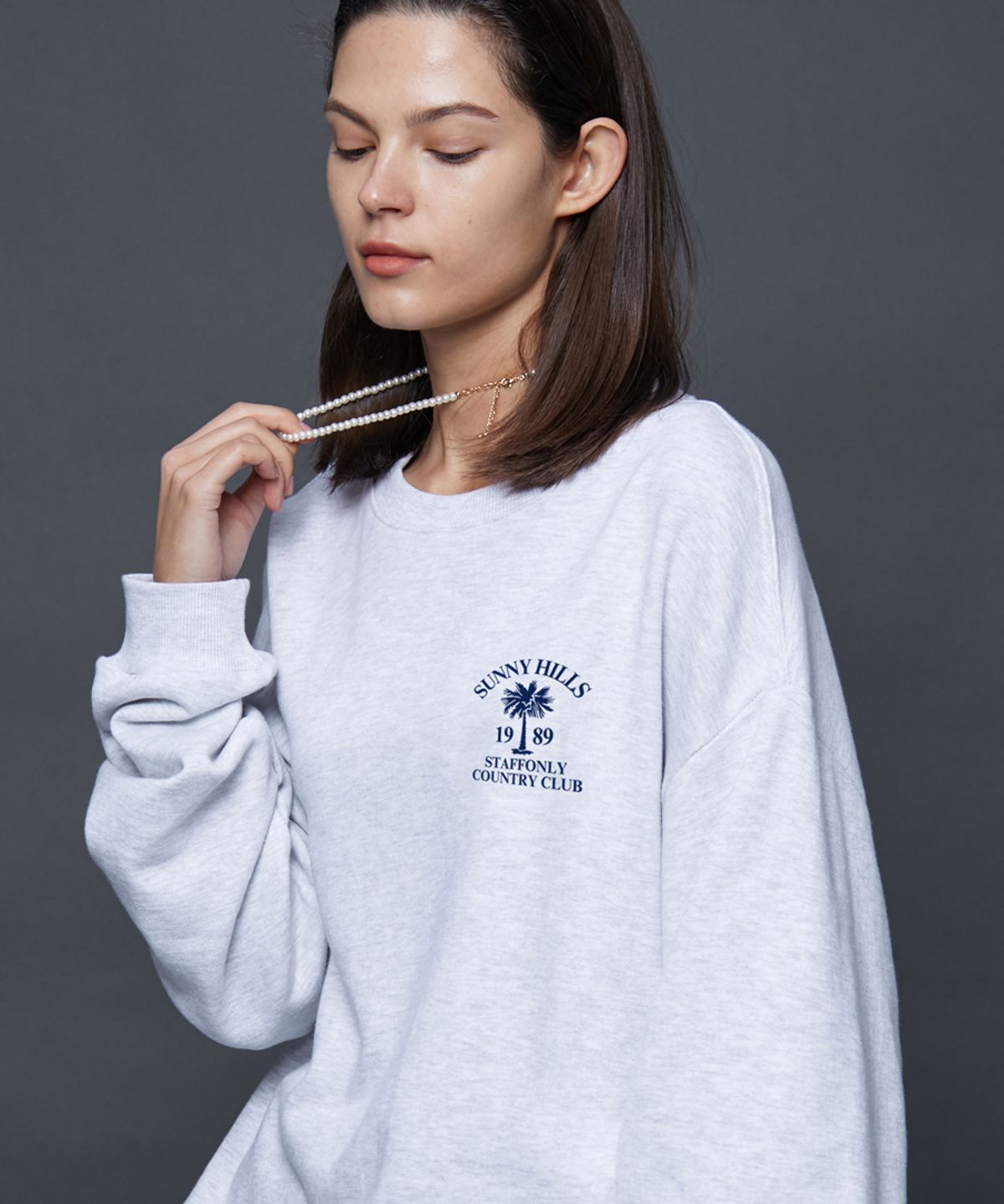 스텝온리(STAFFONLY) PALM TREE SWEATSHIRTS (MELANGE WHITE)