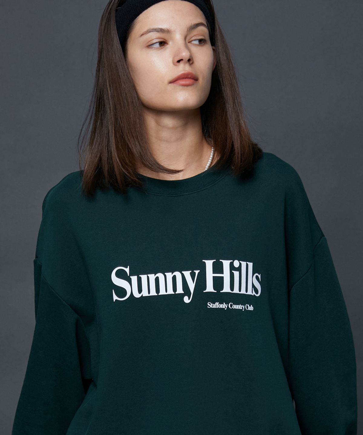 스텝온리(STAFFONLY) SUNNY HILLS SWEATSHIRTS 2 (GREEN)