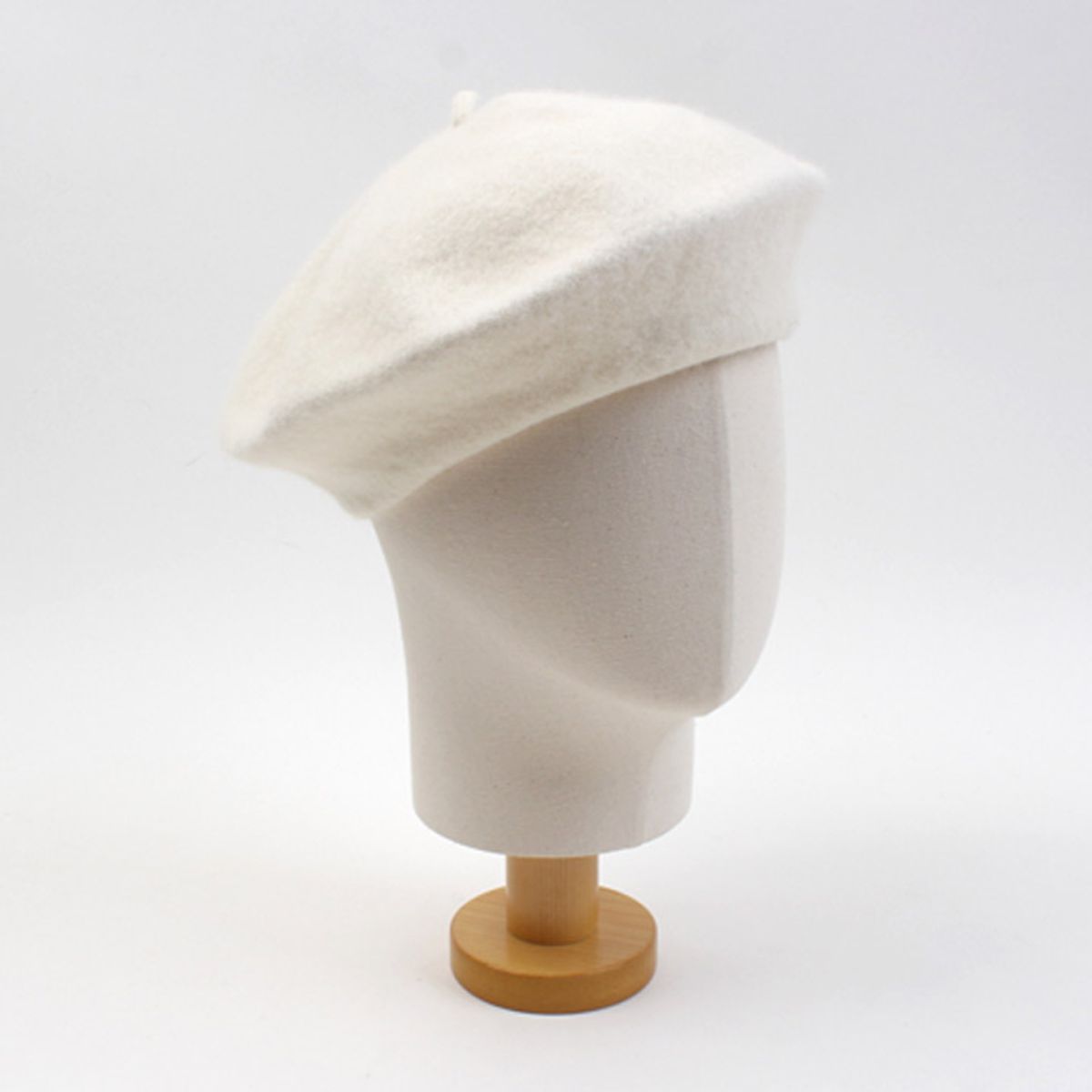 유니버셜 케미스트리(UNIVERSAL CHEMISTRY) Wool Ivory Beret 베레모