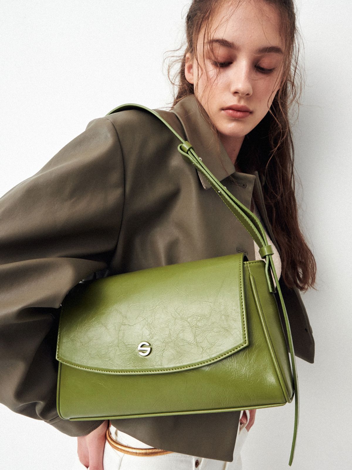 세미코드(SEMICODE) capture bag mini - crinkle olive
