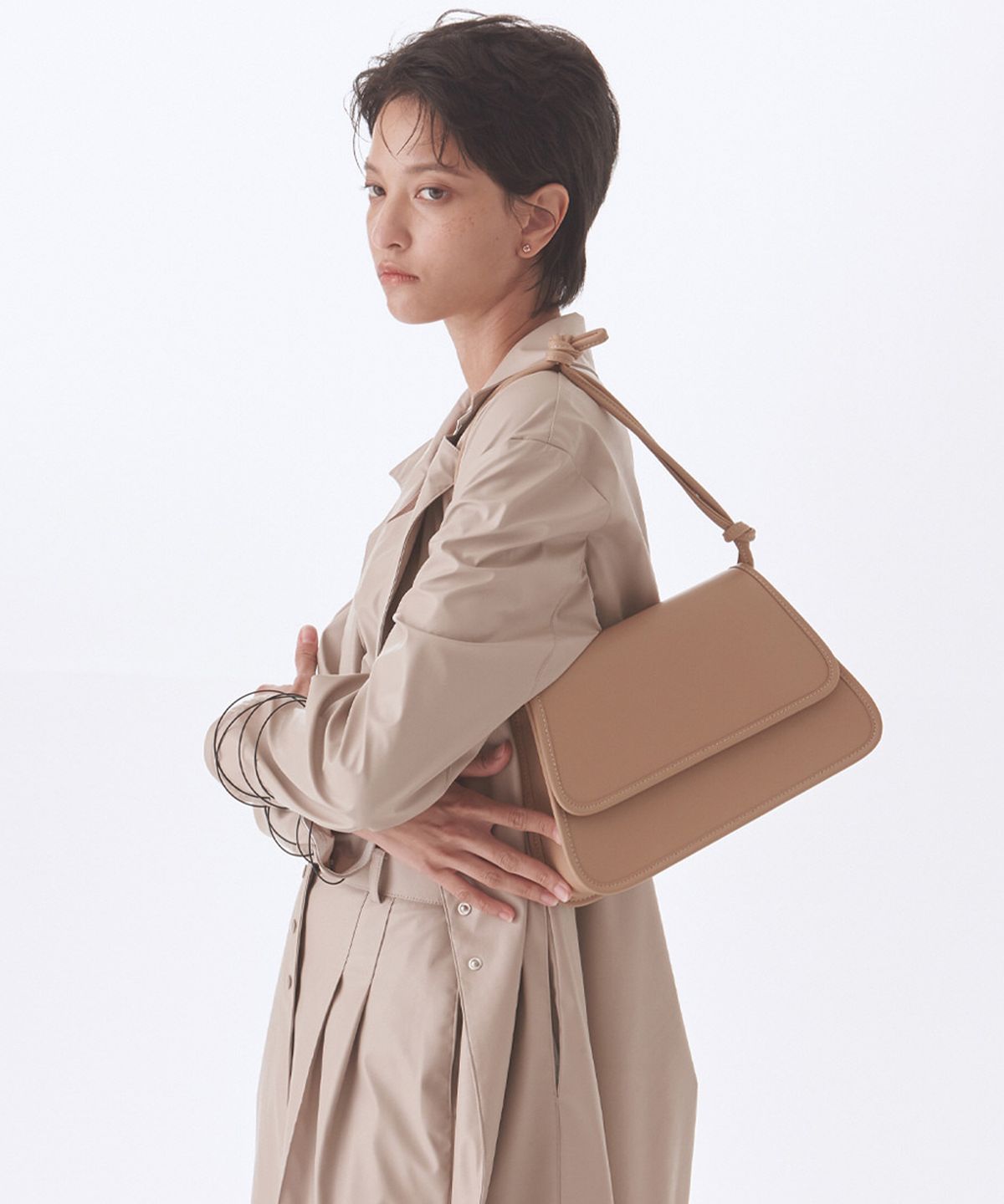 메종246(MAISON246) KOE BAG-BEIGE