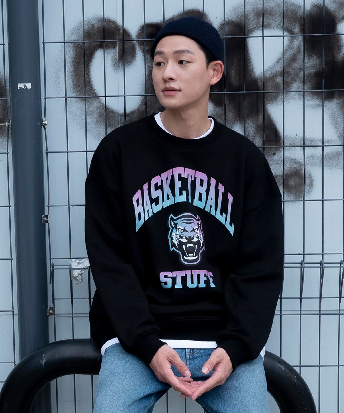스터프(STUFF) 사우스비치 타이거 맨투맨 블랙