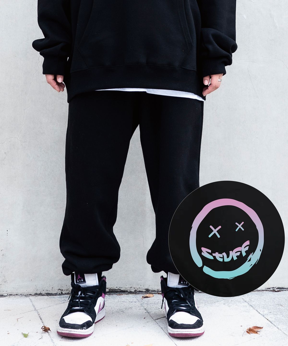 스터프(STUFF) 레트로 루즈핏 조거 트레이닝 팬츠 블랙