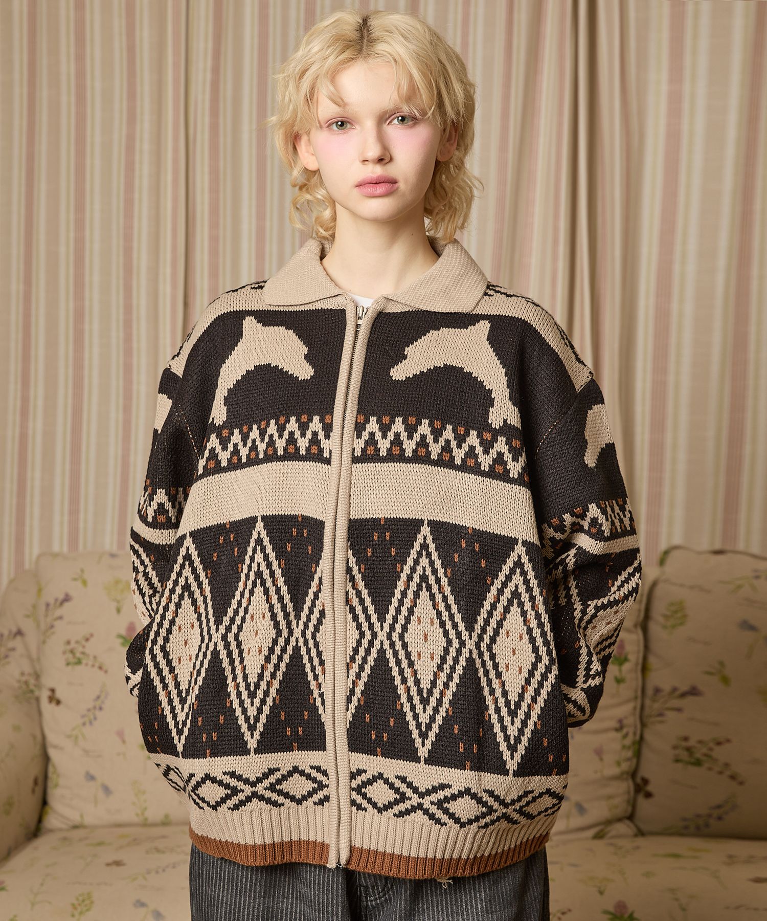 さらに100円引き◆WAI KEI◆Dolphin knit cardigan MUSINSA公式 | WAI KEI DOLPHIN NORDIC ZIP-UP CARDIGAN BEIGE