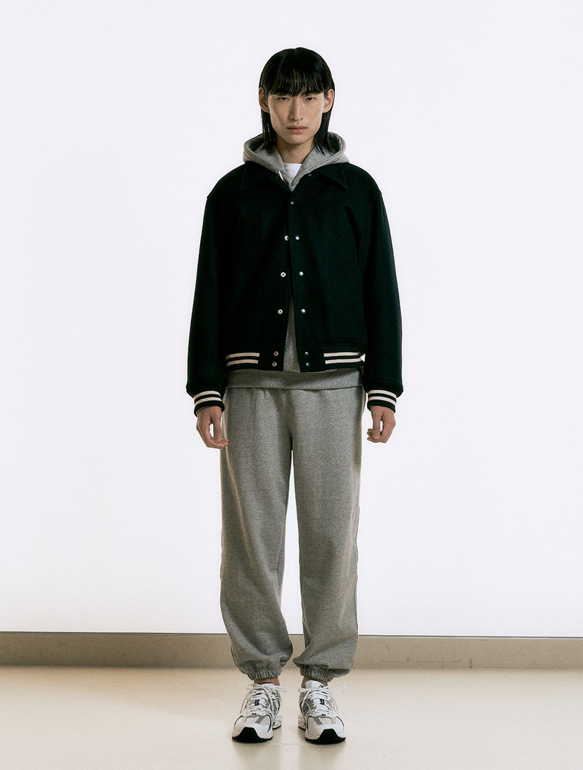 데호(DEHO) WOOL VARSITY JACKET [Navy]