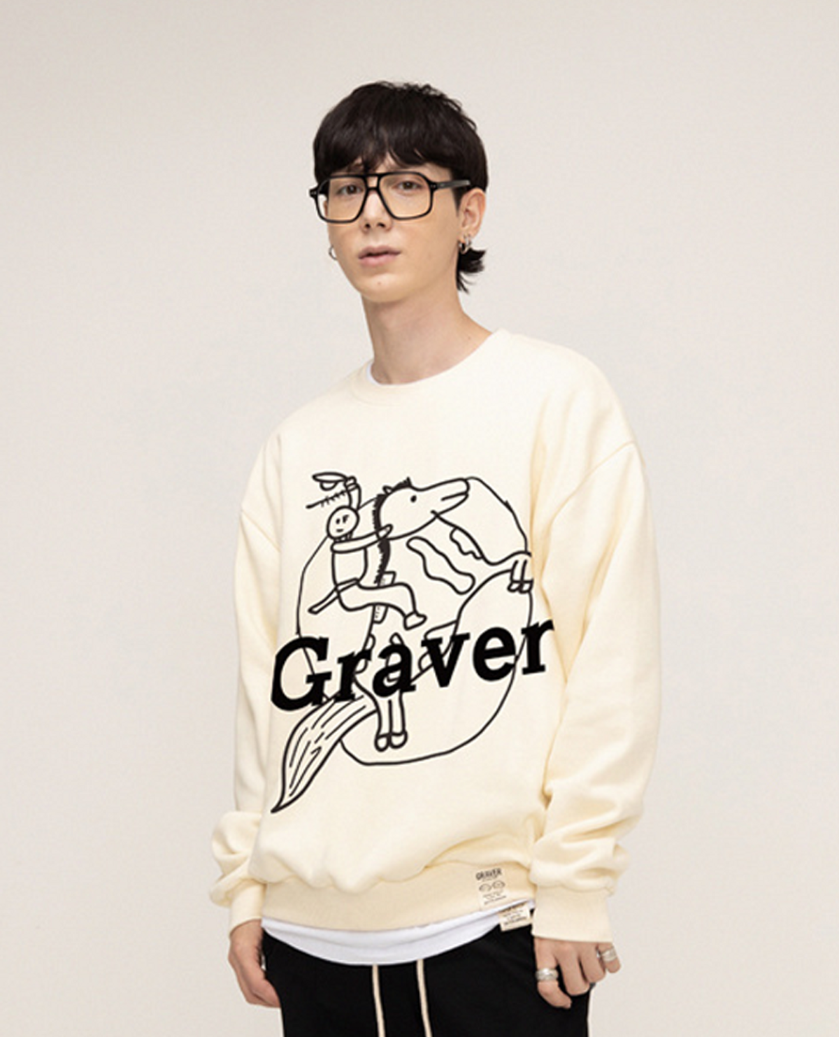 그레이버(GRAVER) [UNISEX]빅 카우보이 드로잉 맨투맨_크림