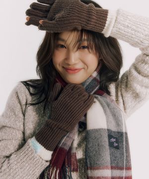 블러쉬 체크 머플러