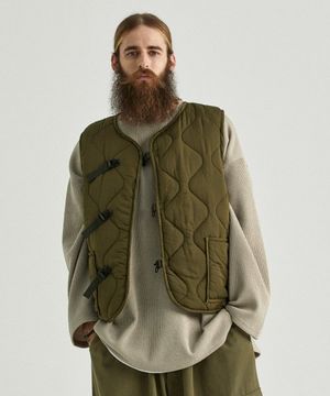 CB 퀄팅 패딩 베스트 (카키)