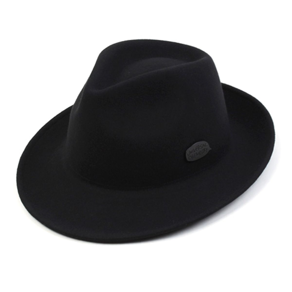 유니버셜 케미스트리(UNIVERSAL CHEMISTRY) BU Simple BK Black Wool Fedora 울페도라