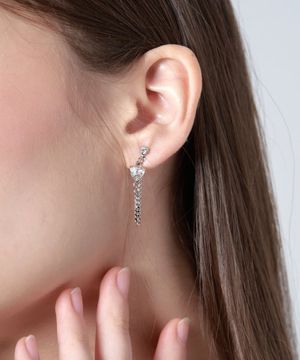 WHITE HEART PEARL EARRING